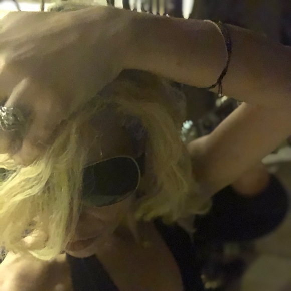 Meet your Posher, Edin - Picture 7 of 7